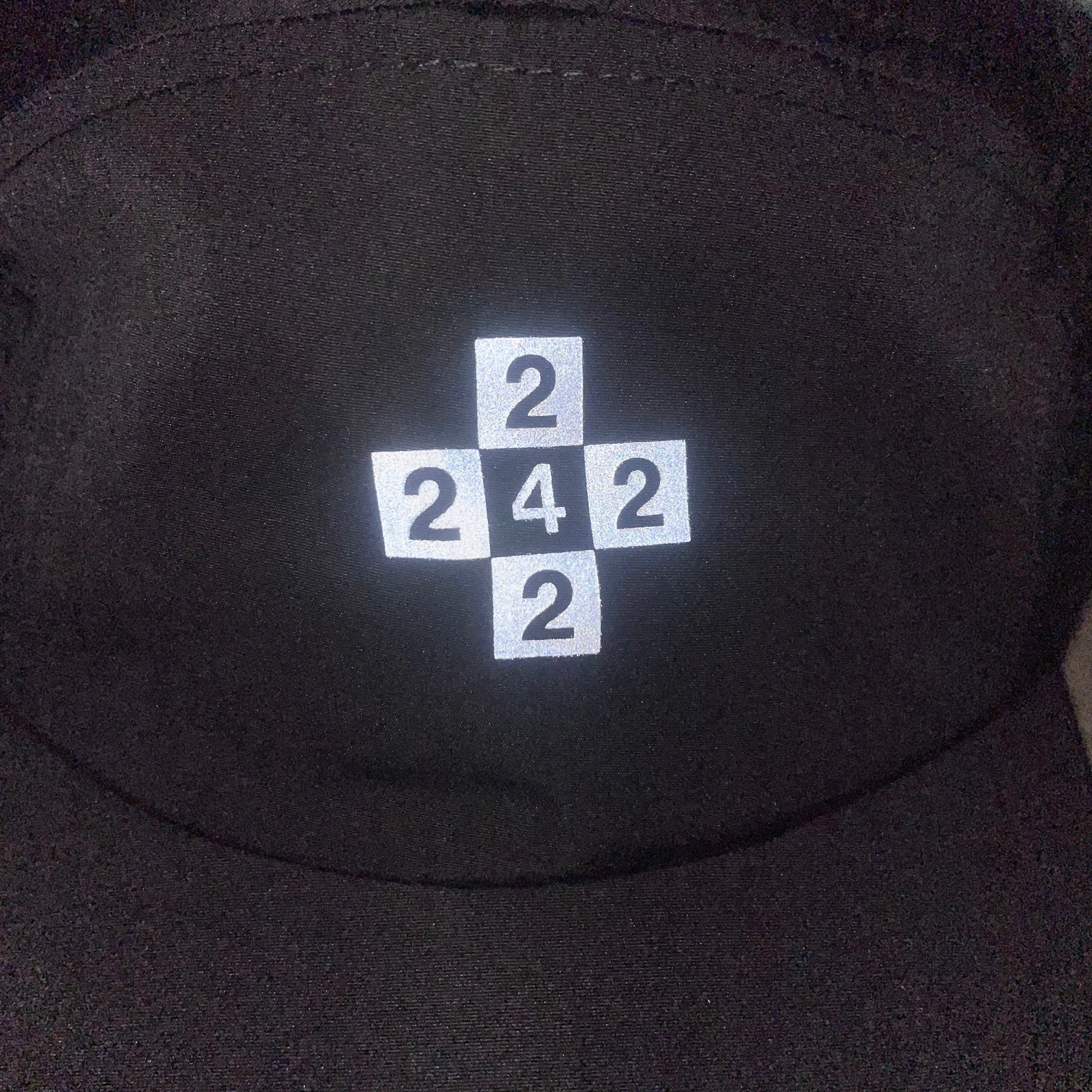 242 Running Cap // Black/Reflective