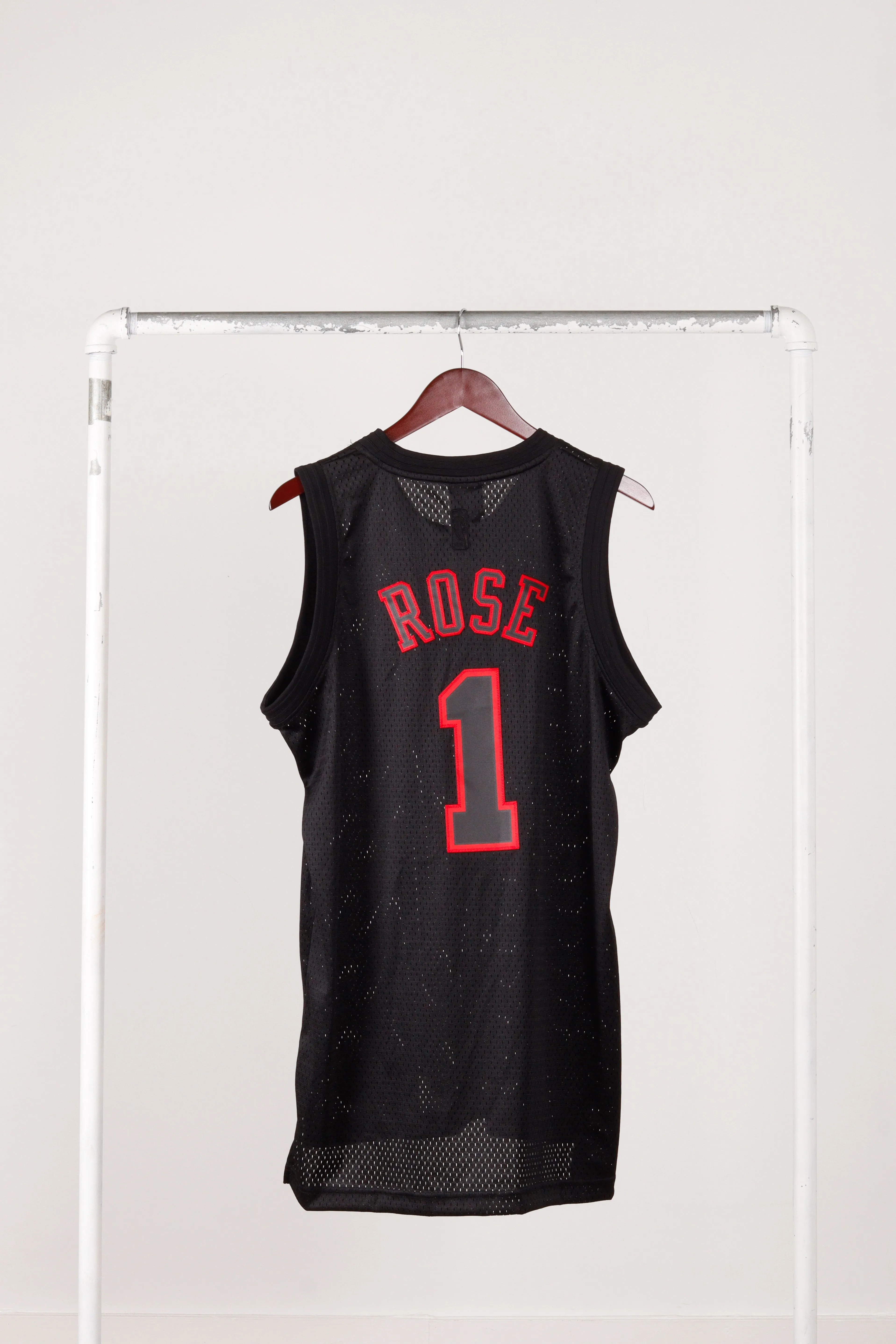 adidas 2009 'Chicago Bulls Derrick Rose Blackout Alternate' Swingman Jersey