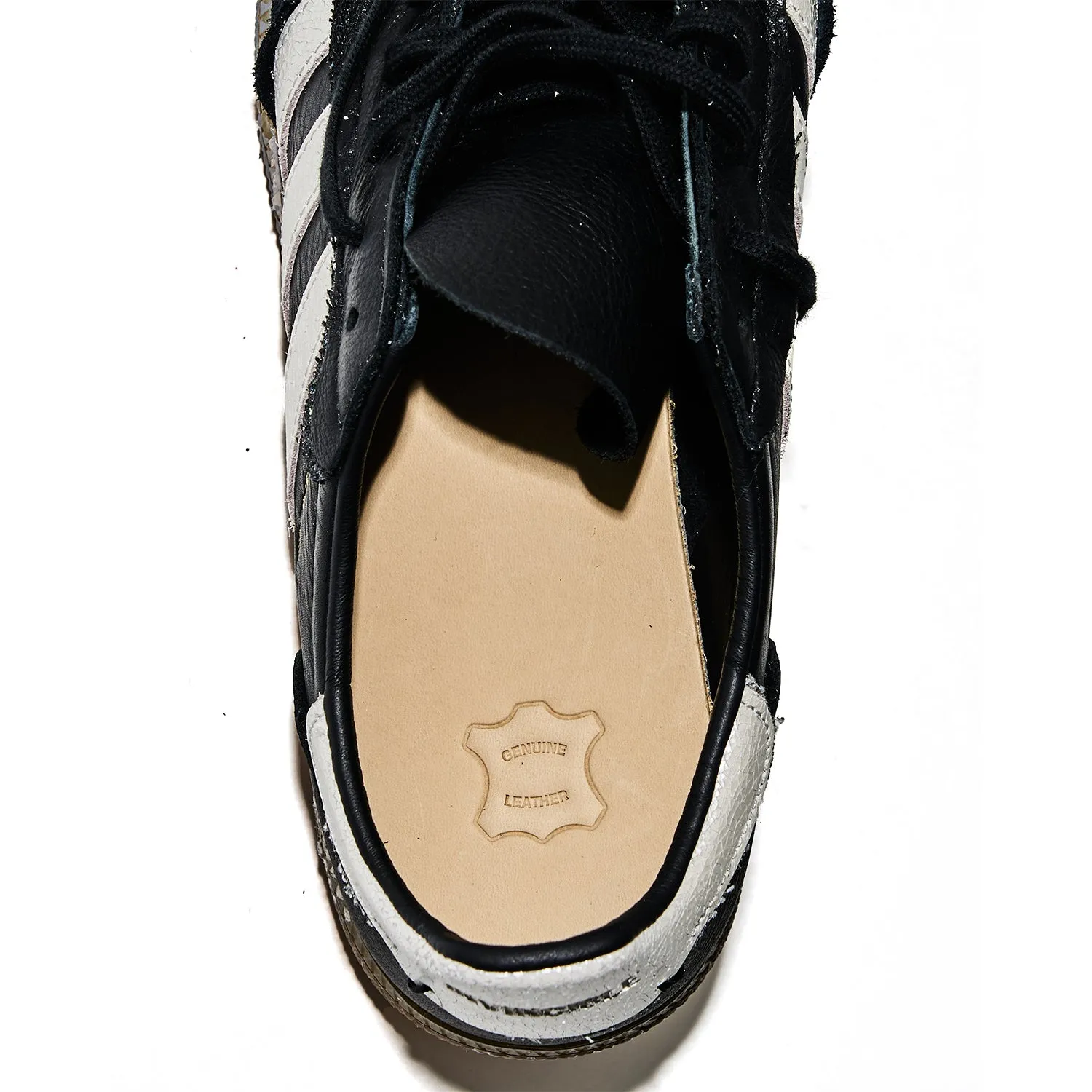 Adidas x INVINCIBLE Handball Spezial