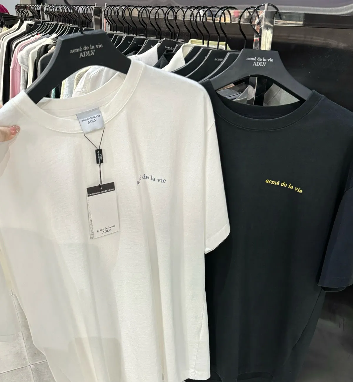 ADLV Acme de la vie Word 2 SS24 T-Shirt