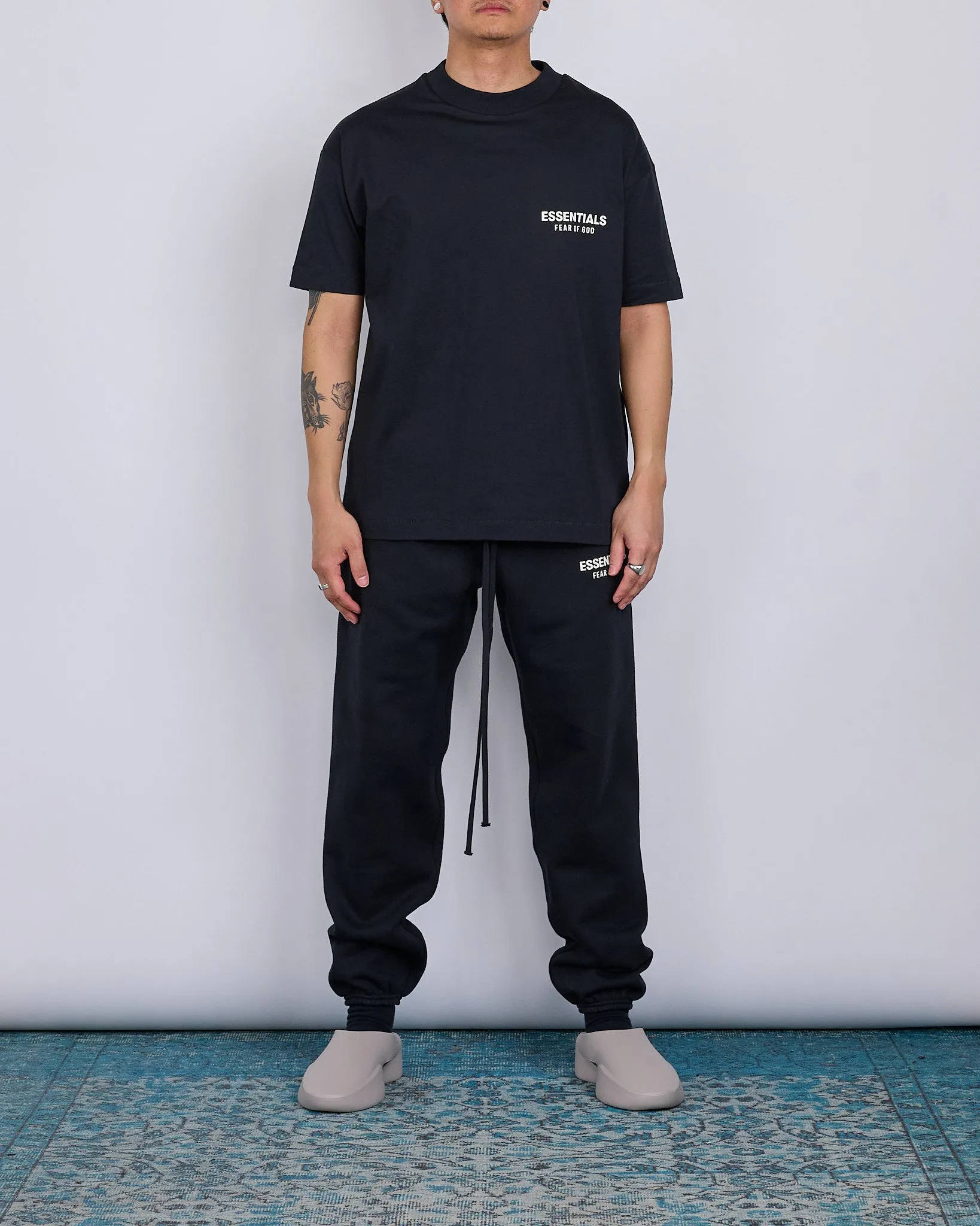 Fear of God Essentials Classic T-Shirt Bevel Jet Black