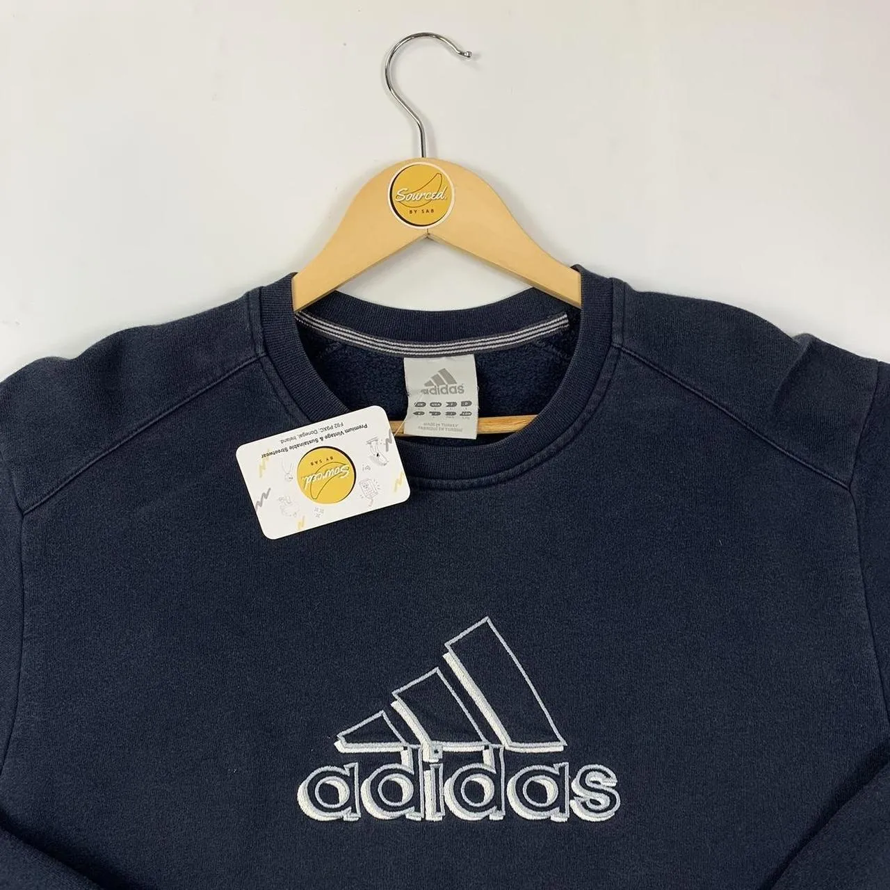 Vintage Adidas Embroidered Small Centre Logo Crewneck  (L)